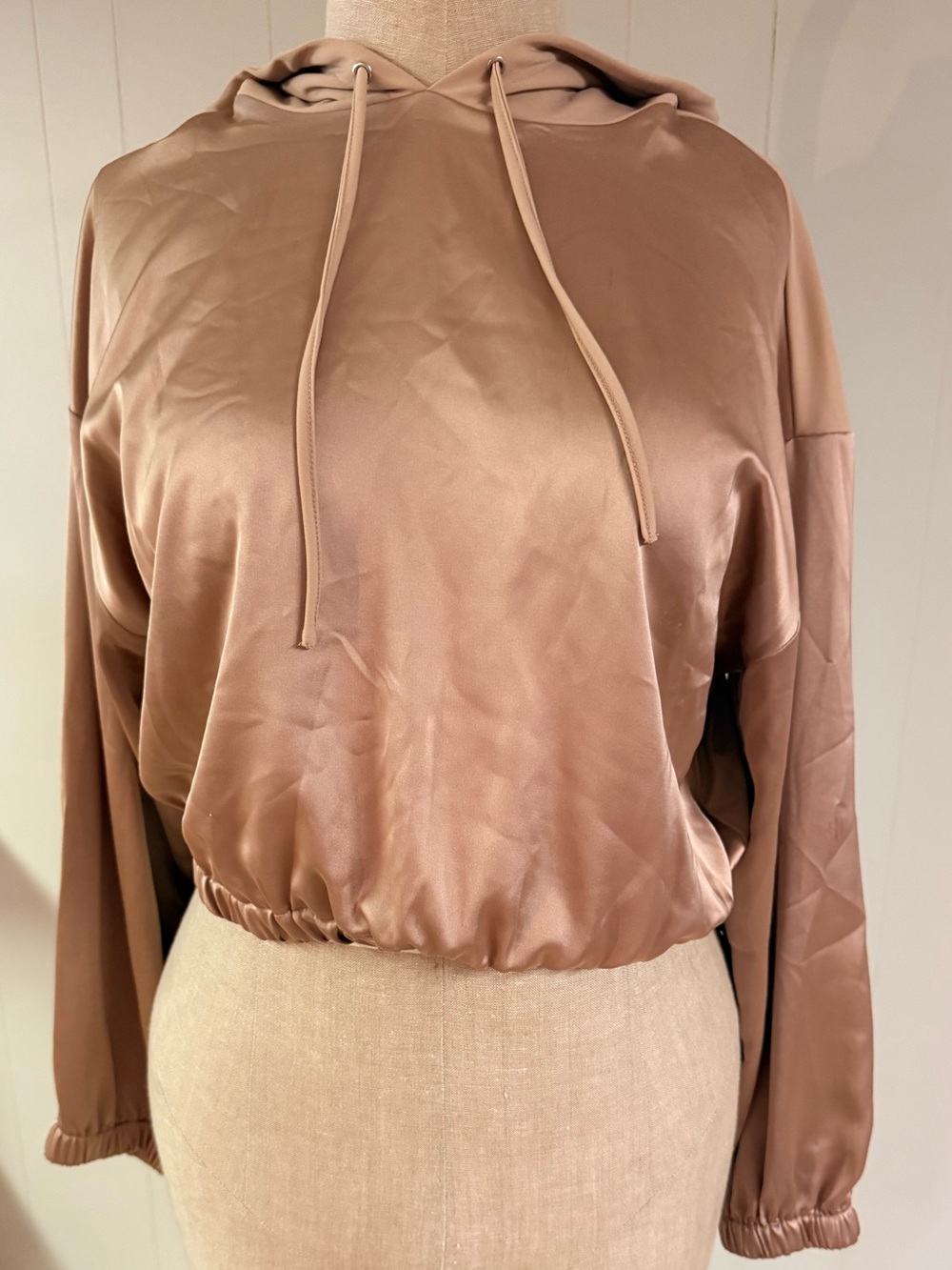 Forever 21 Satin-Look Hooded Cropped Pullover - Taupe